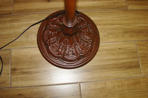 stojąca lampa witrażowa Tiffany wys. 186 cm stojąca lampa witrażowa Tiffany wys. 186 cm