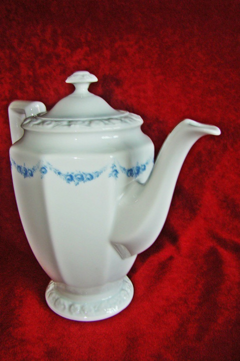dzbanek Rosenthal Biała Maria Rosenkante Blau dzbanek Rosenthal Biała Maria Rosenkante Blau