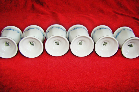 6 kieliszków do jaj Rosenthal Maria Rosenkante Blau 6 kieliszków do jaj Rosenthal Maria Rosenkante Blau