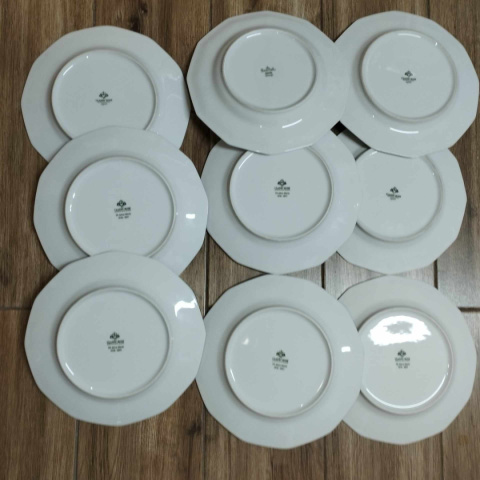 9 talerzy płaskich Rosenthal Biała Maria 9 talerzy płaskich Rosenthal Biała Maria