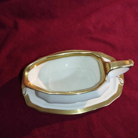sosjerka Koenigszelt, porcelana śląska- Juliane sosjerka Koenigszelt, porcelana śląska- Juliane