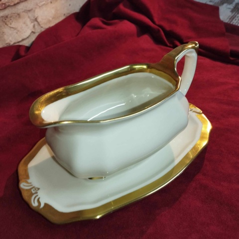 sosjerka Koenigszelt, porcelana śląska- Juliane sosjerka Koenigszelt, porcelana śląska- Juliane