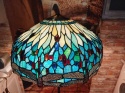 stojąca lampa witrażowa Tiffany, śred. 61 cm, wys. 160,ważki