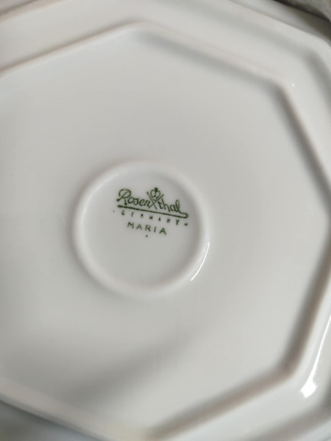 duża maselniczka Rosenthal Biała Maria- uszkodzona duża maselniczka Rosenthal Biała Maria- uszkodzona