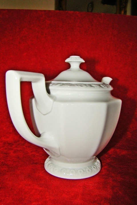 duży dzbanek do herbaty Rosenthal Biała Maria z sitkiem,1926r duży dzbanek do herbaty Rosenthal Biała Maria z sitkiem,1926r