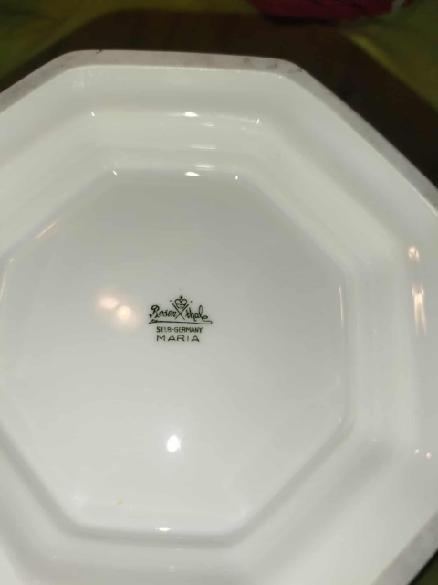 misa na stopie Rosenthal Biała Maria 28 cm