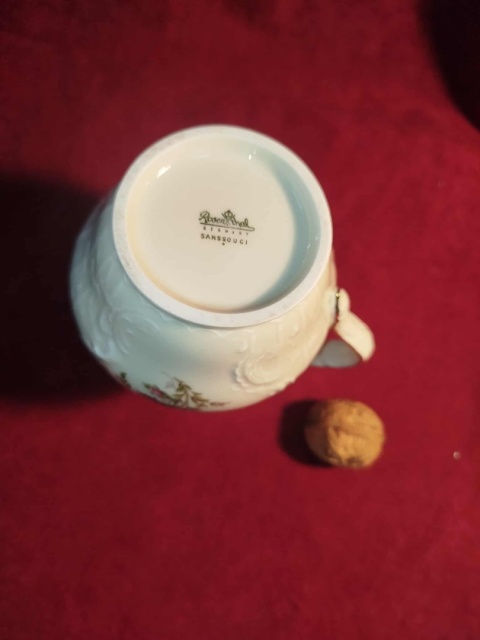 ogromny mlecznik Rosenthal Sanssouci Ramona