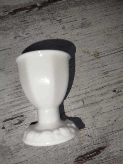 kieliszek do jaj na nóżce 1936 r