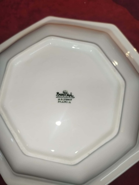 misa Rosenthal Biała Maria śred. 24,5 cm