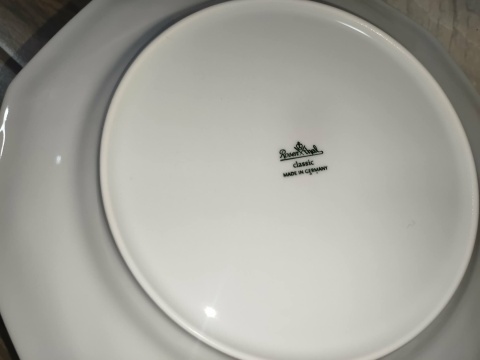 2x talerz Rosenthal Biała Maria NOWY, śred . po przekatnej 28 cm