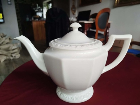 ogromny dzbanek do herbaty Rosenthal Biała Maria, 1,9 L